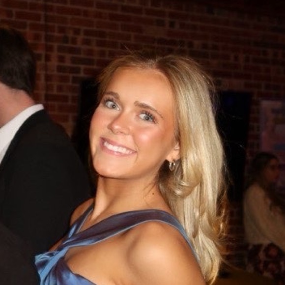 adelaidesmith24